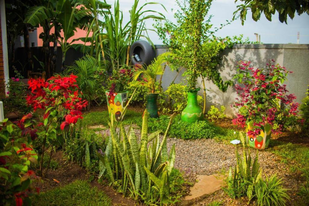 City Oasis By Siima _ Hidden Gem City Family Home Kampala Zewnętrze zdjęcie